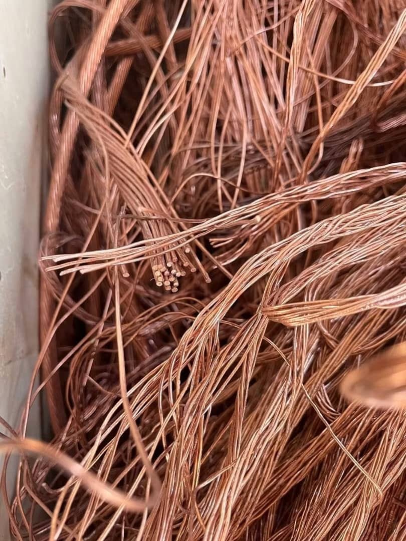 Coils of bright bare copper wire scrap